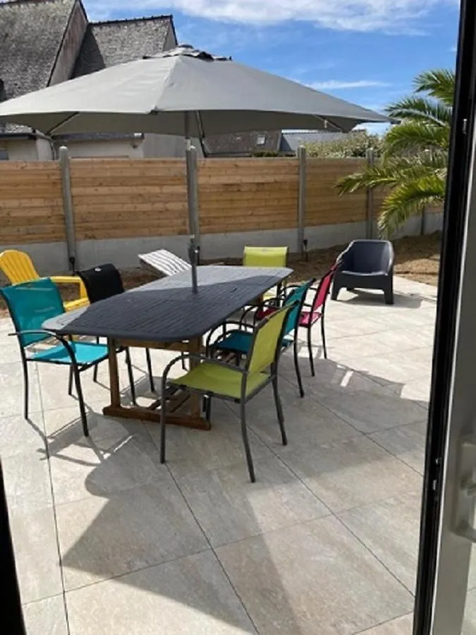 Apartment Ferienwohnung Les Pieds Dans Le Sable Roscoff